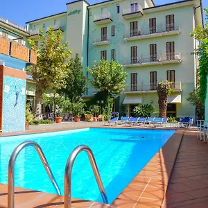 Hg Cappelli 3*, Montecatini Terme Italia