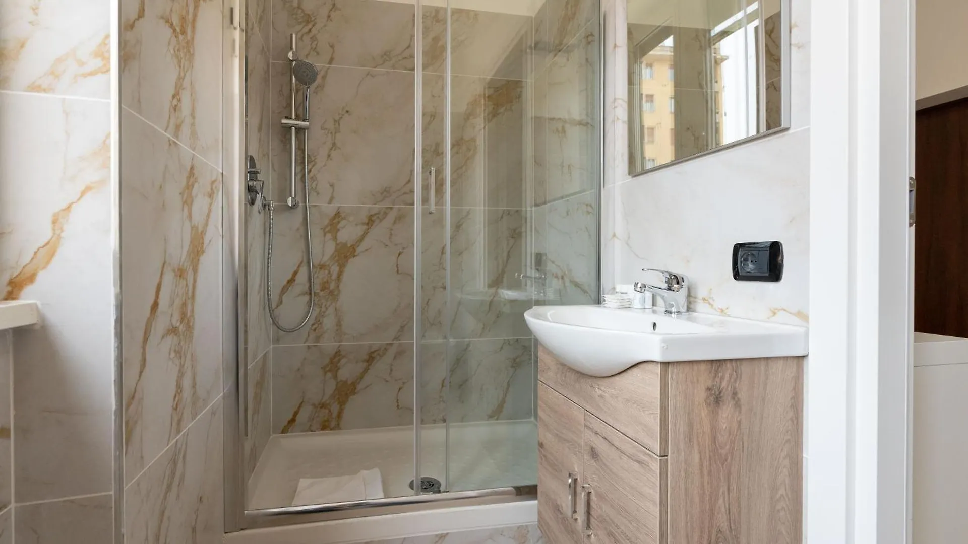 San Giovanni Comfort Suite Rome 0*,